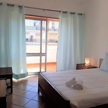 T2 Mira 4- Familiar, 80mt Praia, Wifi