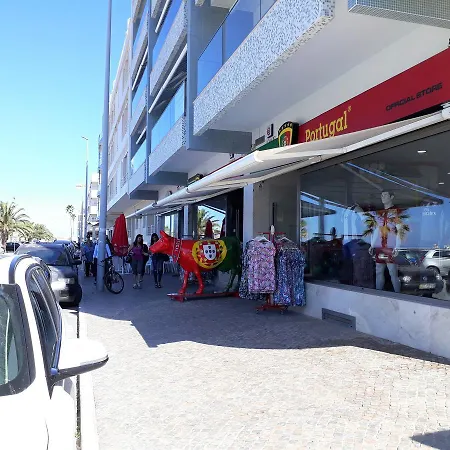 Apartment T2 Mira 4- Familiar, 80mt Praia, Wifi *