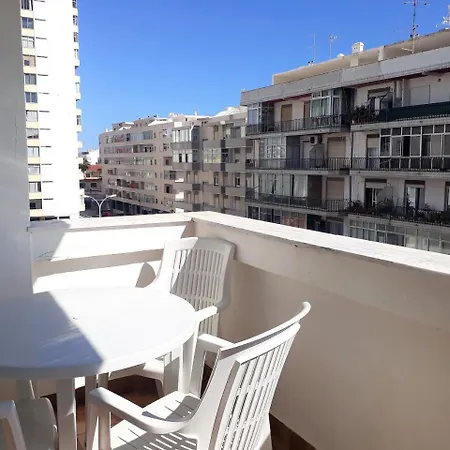 T2 Mira 4- Familiar, 80mt Praia, Wifi Apartment Quarteira