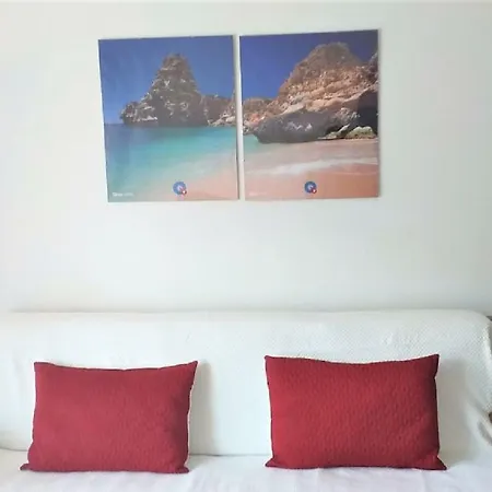 T2 Mira 4- Familiar, 80mt Praia, Wifi Quarteira