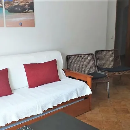 Apartment T2 Mira 4- Familiar, 80mt Praia, Wifi