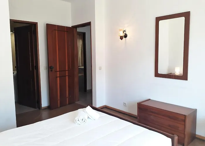 T2 Mira 4- Familiar, 80mt Praia, Wifi