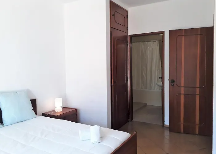 Apartamento T2 Mira 4- Familiar, 80mt Praia, Wifi *