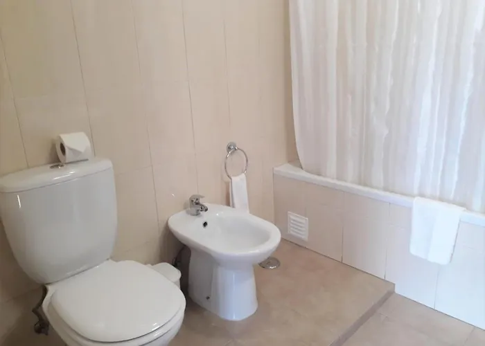 T2 Mira 4- Familiar, 80mt Praia, Wifi *