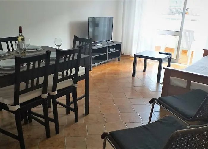 Apartamento T2 Mira 4- Familiar, 80mt Praia, Wifi *