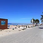 T2 Mira 4- Familiar, 80mt Praia, Wifi アパート
