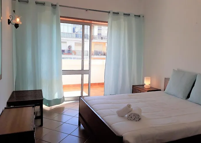 T2 Mira 4- Familiar, 80mt Praia, Wifi