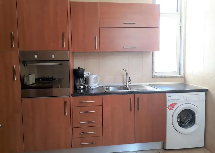 Apartman T2 Mira 4- Familiar, 80mt Praia, Wifi
